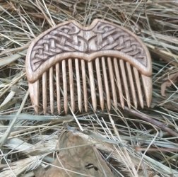Гребень для волос и бороды