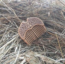 Гребень для волос и бороды