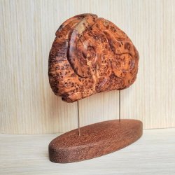 Абстрактная настольная скульптура из дерева