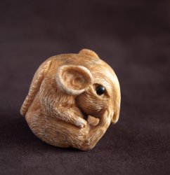 Нэцкэ крыска