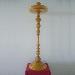 Подсвечник (церковное)