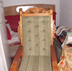 Кресло из сосны
