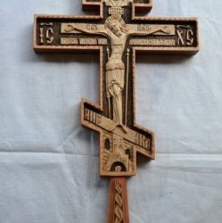 Крест напрестольный, ручная резьба по дереву