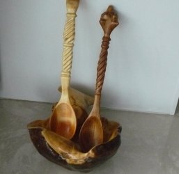 Деревянные ложки из осины и ольхи