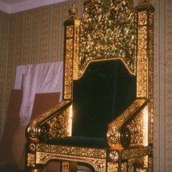 Патриарший трон для нижней церкви Храма Христа Спа