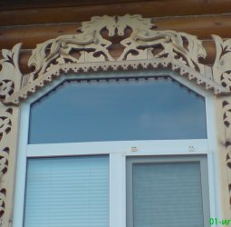 Оформление дома (бани) резными наличниками