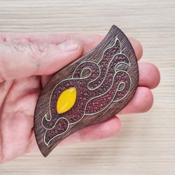 Заколка из дерева с халцедоном