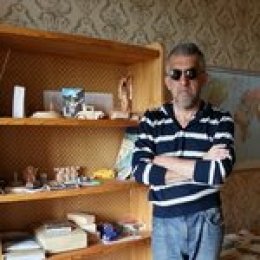 Миниатюра продавца