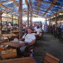 Миниатюра продавца