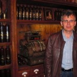 Миниатюра продавца
